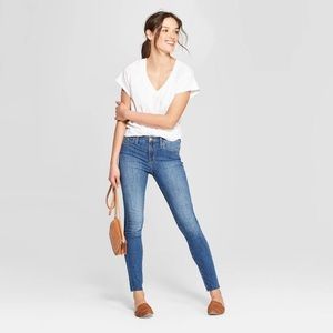 Women's High-Rise Skinny Jeans - Medium Wash